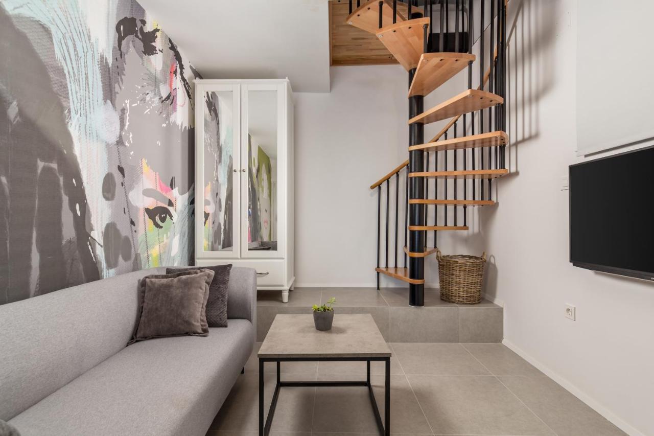 Destination Sea II Apartment Baska  Bagian luar foto