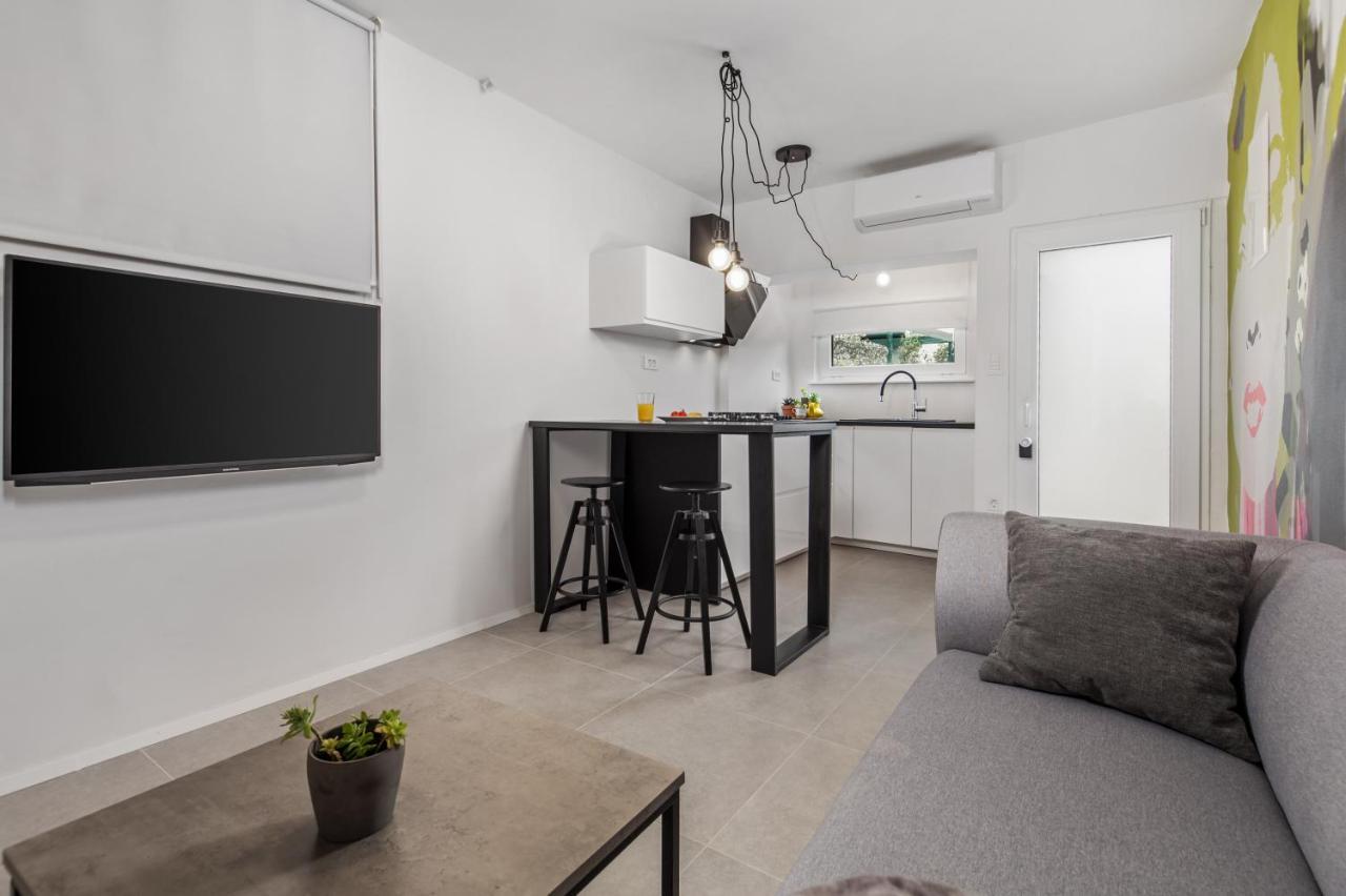 Destination Sea II Apartment Baska  Bagian luar foto